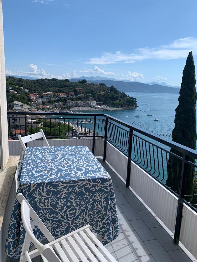 La Terrazza Sul Golfo Lägenhet Porto Venere Exteriör bild